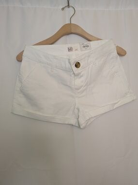 🔴5/$25 Women’s White Cotton Blend Chino Shorts NWT